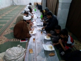 حضور حجت الاسلام و المسلمین حاج آقا شیخ(مسئول دفتر نهاد رهبری دانشگاه)در مسجد روستای کیخا رسول